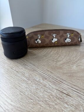 COACH Peanuts Pencil Case + International Charger